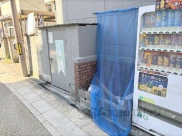 ゴミ置き場