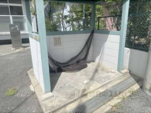 ゴミ置き場