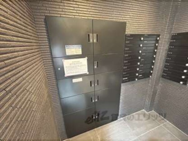 宅配ボックス
