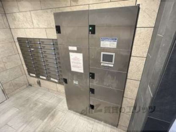 宅配ボックス