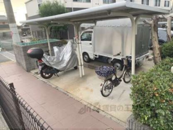 駐輪場