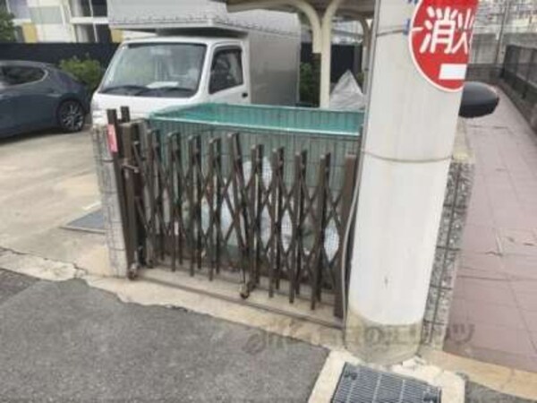 ゴミ置き場