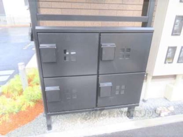 宅配ボックス
