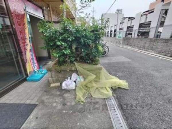 ゴミ置き場