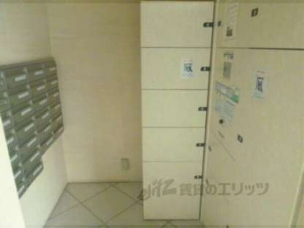 宅配ボックス