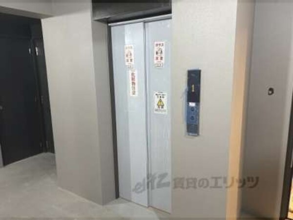 エレベーター(建築中)