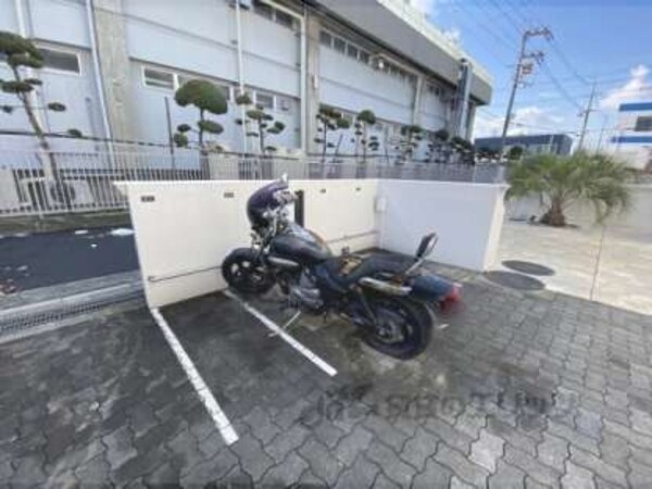 バイク置き場