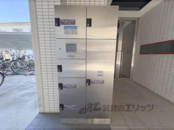 宅配ボックス