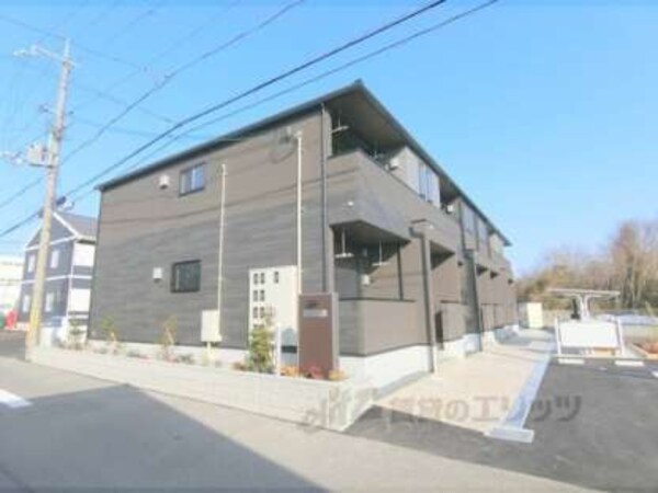 敷地出入口付近