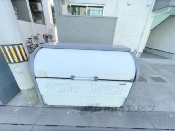 ゴミ置き場