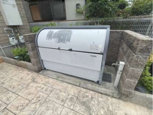 ゴミ置き場