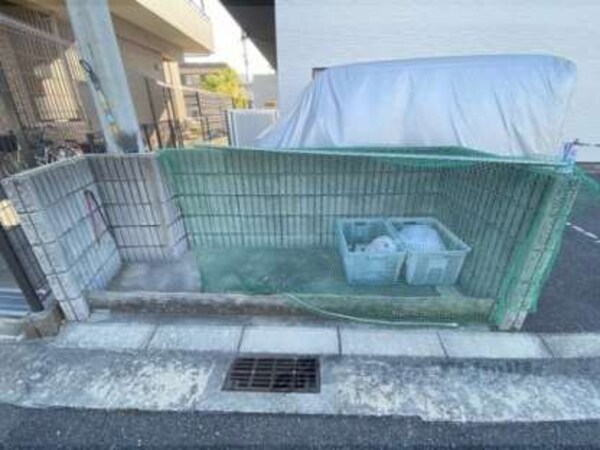 ゴミ置き場