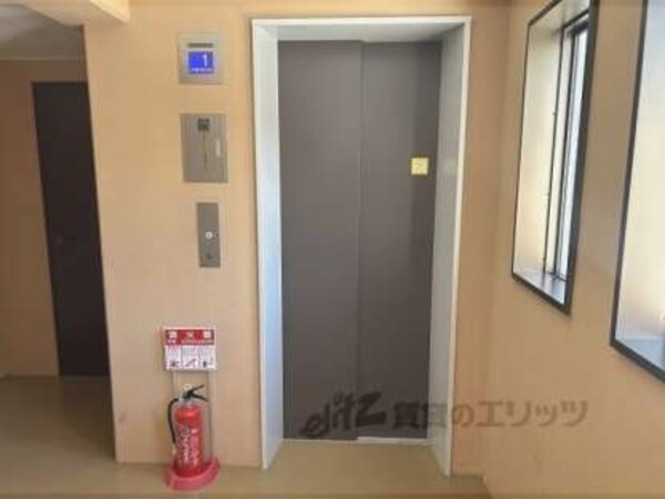 エレベーター