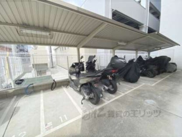 バイク置き場
