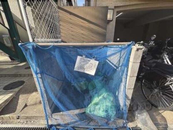 ゴミ置き場