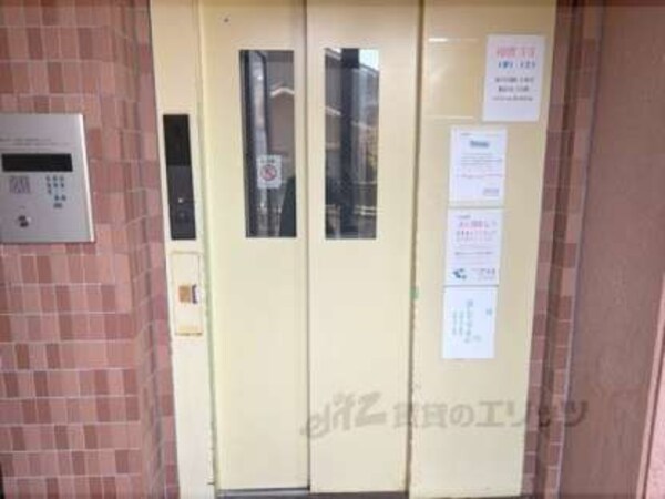 エレベーター