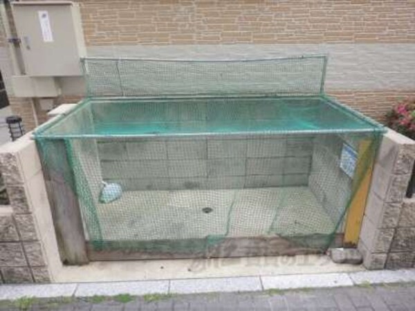 ゴミ置き場