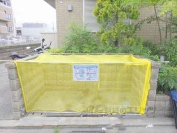 ゴミ置き場