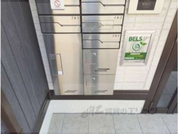 宅配ボックス