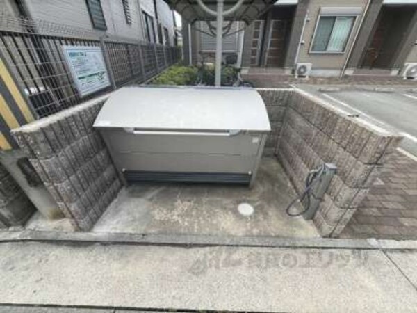 ゴミ置き場