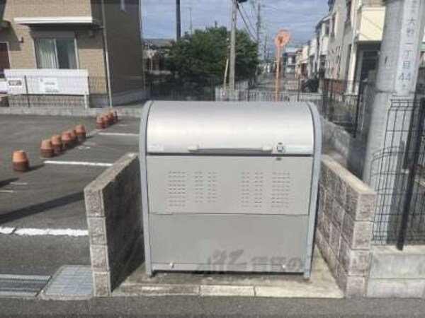 ゴミ置き場