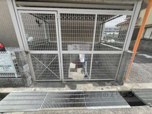 ゴミ置き場