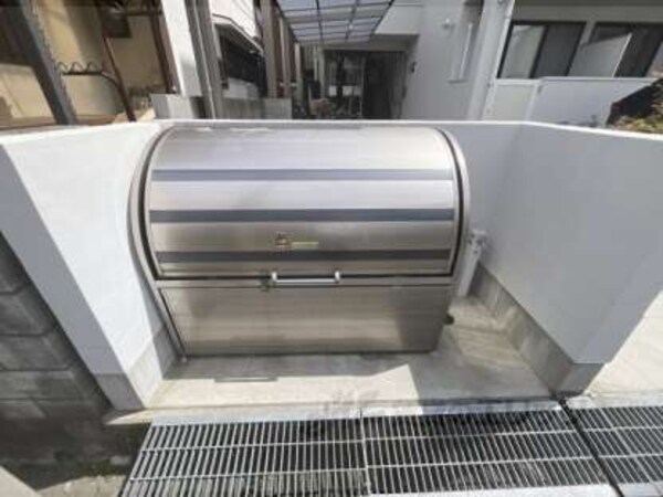 ゴミ置き場