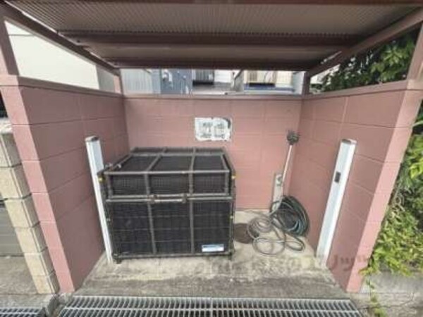 ゴミ置き場