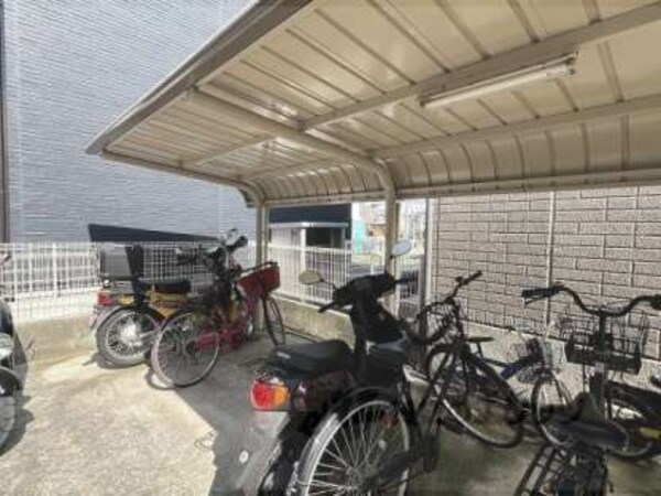 駐輪場