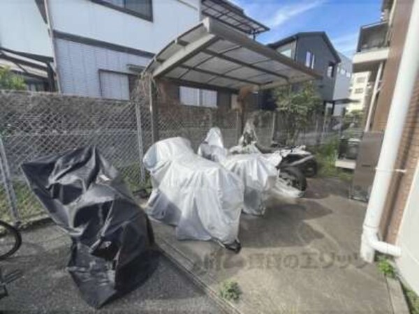 バイク置き場
