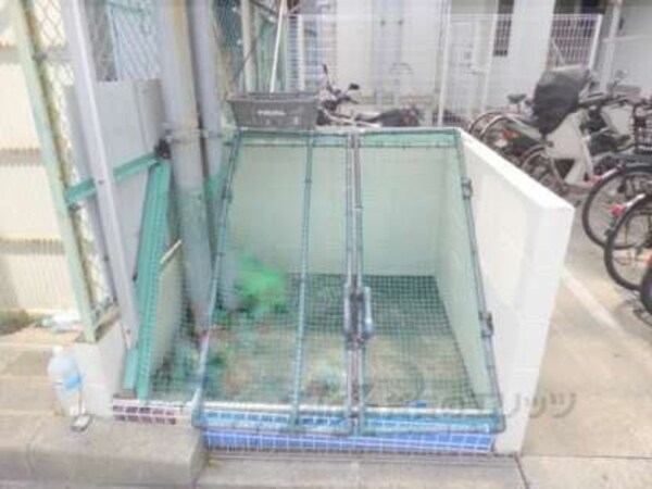 ゴミ置き場