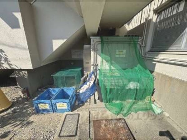 ゴミ置き場