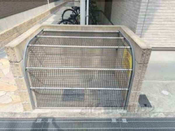 ゴミ置き場