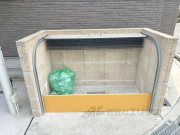ゴミ置き場