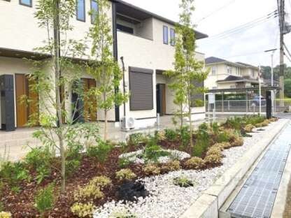 クレール丹波篠山Ⅰの植栽