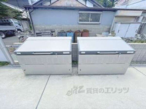 ゴミ置き場