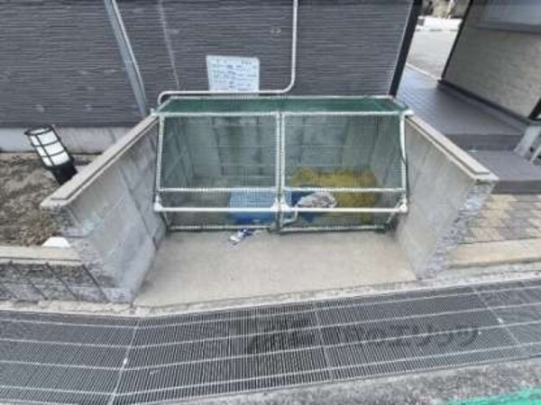 ゴミ置き場
