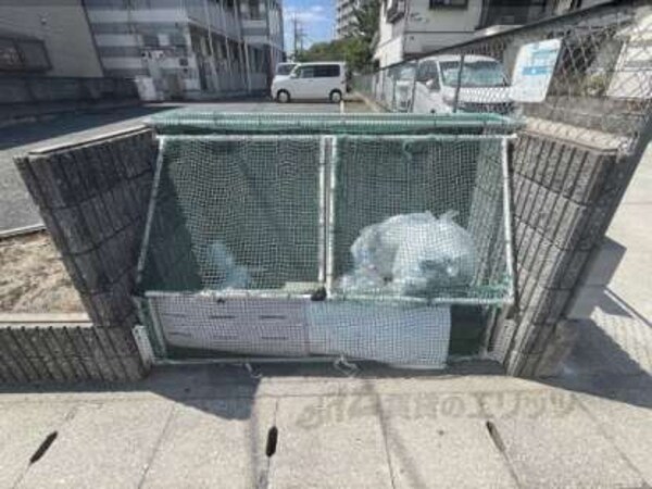 ゴミ置き場