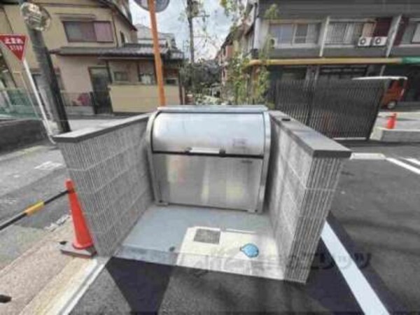 ゴミ置き場