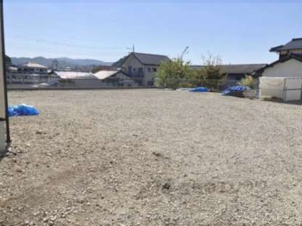 駐車場(建築中)