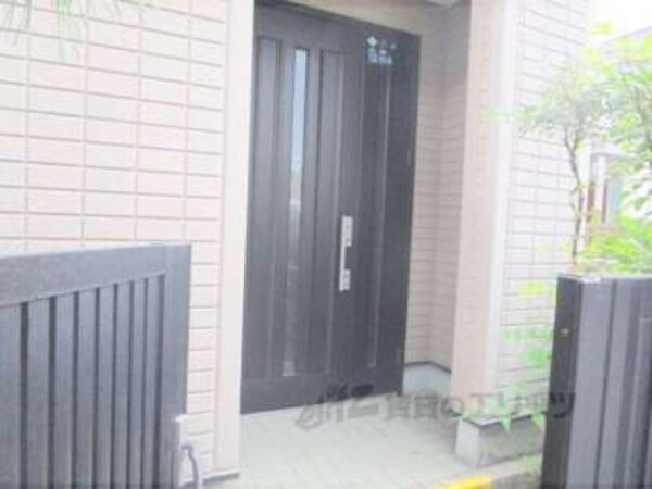 玄関前