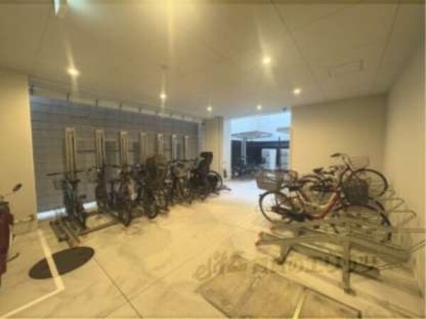 駐輪場