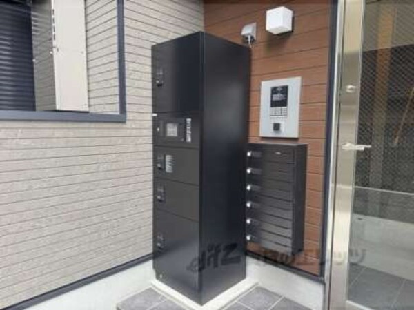 宅配ボックス