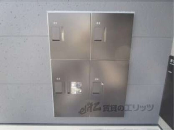 宅配ボックス