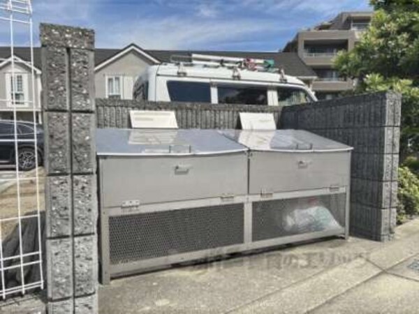 ゴミ置き場