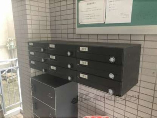 宅配ボックス