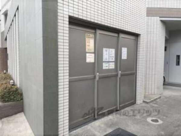 ゴミ置き場