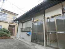 京阪本線・鴨東線 神宮丸太町駅 1階建 築60年の外観写真