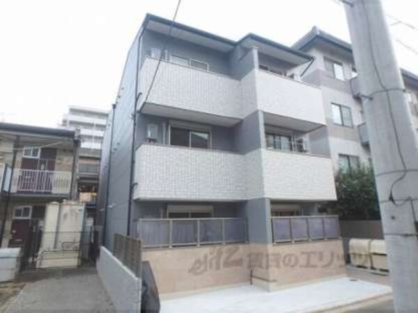 外観写真(正面)