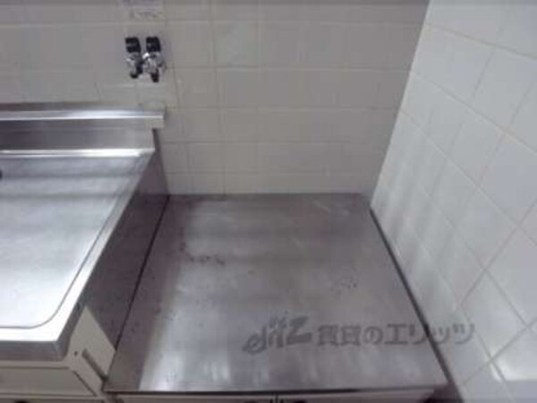 キッチン(２口ガスコンロ置けます！)